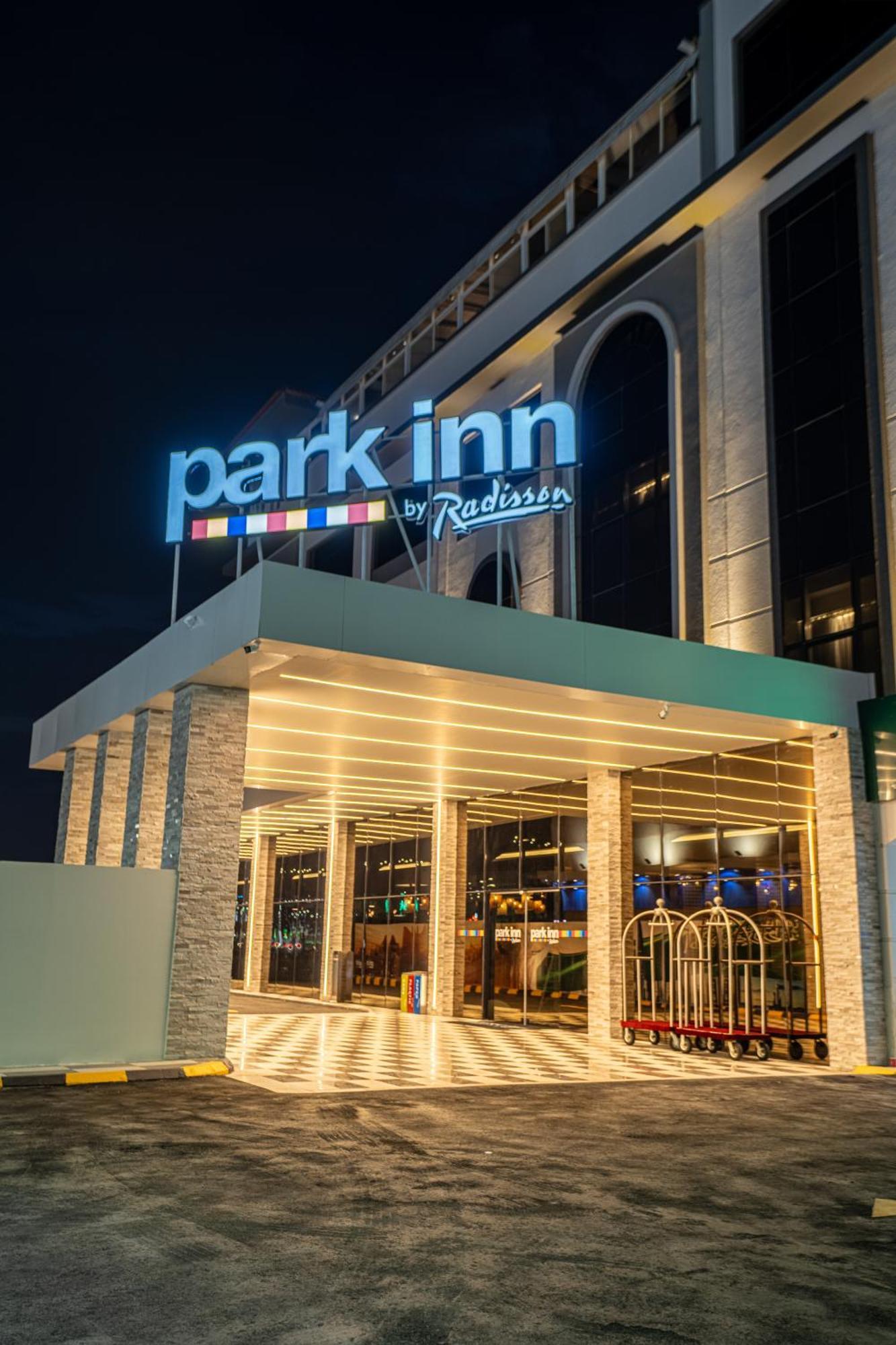 Park Inn By Radisson Наджран Екстер'єр фото